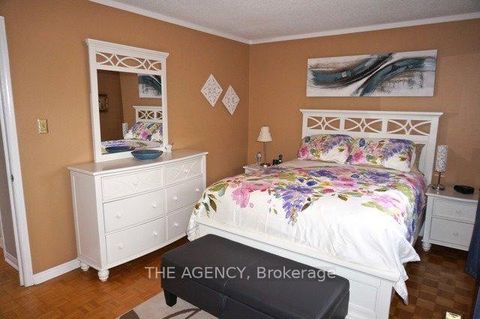 Photo 10 at 167 Stephenson Crescent, Crosby, Richmond Hill