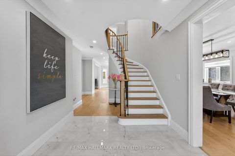 Photo 2 at 372 Crofters Road, Islington Woods, Vaughan