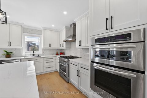 Photo 16 at 372 Crofters Road, Islington Woods, Vaughan