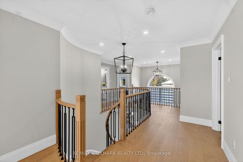 Photo 24 at 372 Crofters Road, Islington Woods, Vaughan