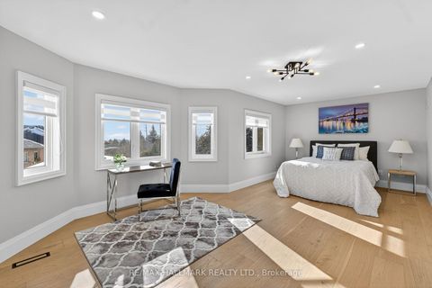 Photo 25 at 372 Crofters Road, Islington Woods, Vaughan