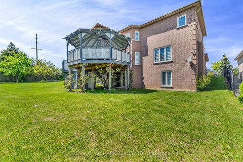 Photo 46 at 372 Crofters Road, Islington Woods, Vaughan