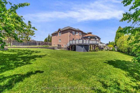 Photo 48 at 372 Crofters Road, Islington Woods, Vaughan