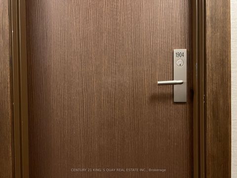 Photo 6 at 1904 - 386 Yonge Street, Bay Street Corridor, Toronto