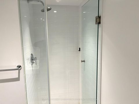 Photo 13 at 1904 - 386 Yonge Street, Bay Street Corridor, Toronto