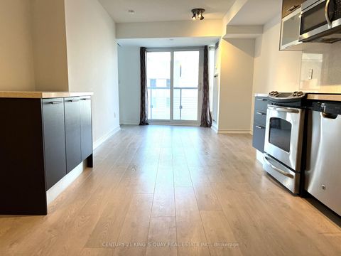 Photo 15 at 1904 - 386 Yonge Street, Bay Street Corridor, Toronto