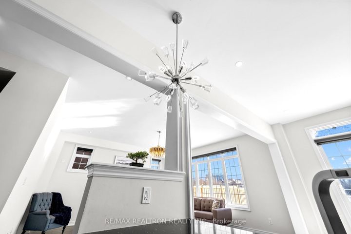 Photo 22 at 329 Windfield Farm Drive W, Windfields, Oshawa