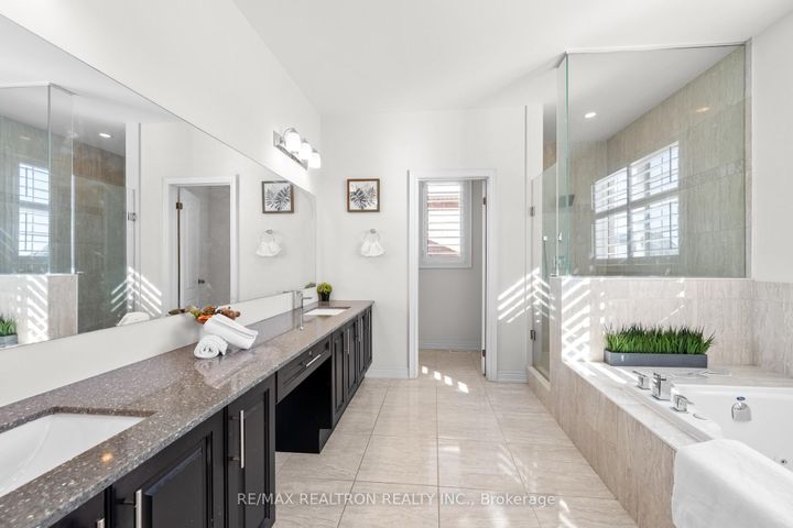 Photo 29 at 329 Windfield Farm Drive W, Windfields, Oshawa