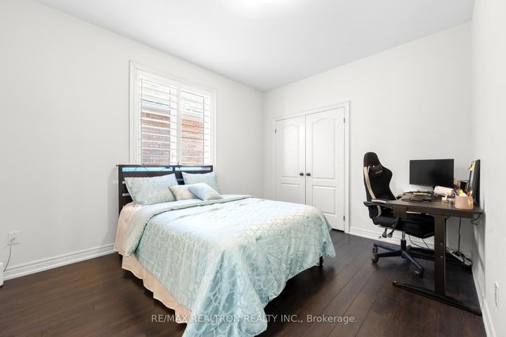 Photo 34 at 329 Windfield Farm Drive W, Windfields, Oshawa