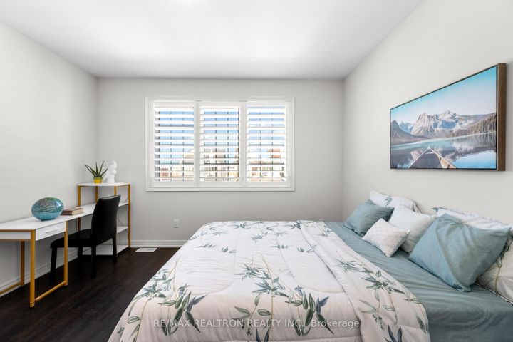 Photo 38 at 329 Windfield Farm Drive W, Windfields, Oshawa