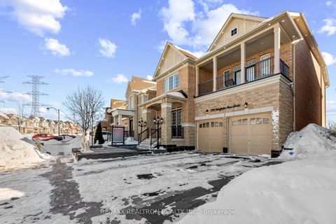 Photo 4 at 329 Windfield Farm Drive W, Windfields, Oshawa