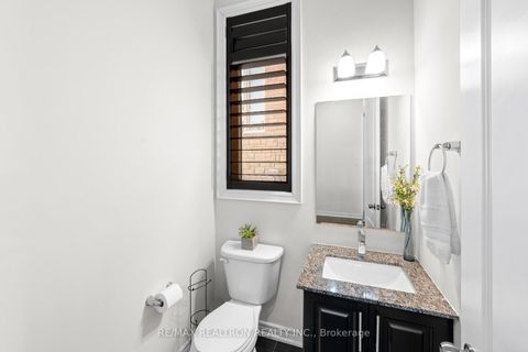 Photo 7 at 329 Windfield Farm Drive W, Windfields, Oshawa