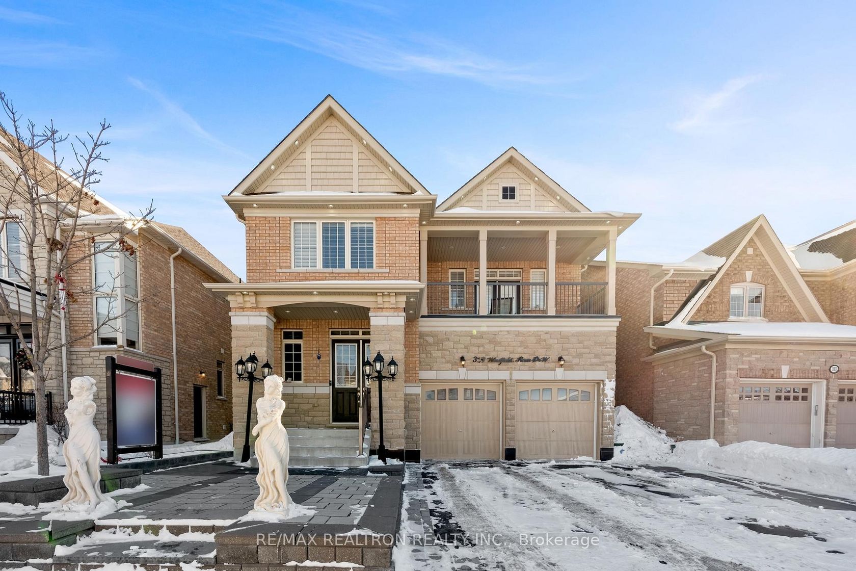 329 Windfield Farm Drive W, Windfields, Oshawa 2