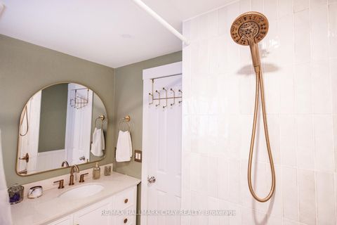 Photo 15 at 35 Geddes Crescent, Northwest, Barrie