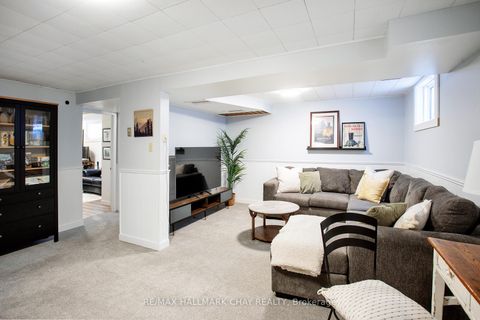 Photo 23 at 35 Geddes Crescent, Northwest, Barrie