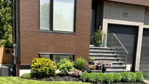 Photo 1 at 12 Elaine Lennox Court, Rouge E11, Toronto