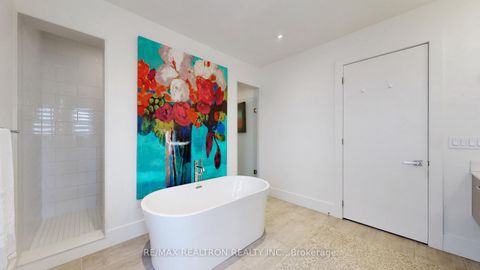 Photo 20 at 12 Elaine Lennox Court, Rouge E11, Toronto