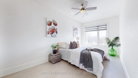 Photo 23 at 12 Elaine Lennox Court, Rouge E11, Toronto