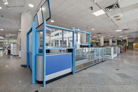 Photo 6 at 237 - 222 Spadina Avenue, Chinatown, Toronto