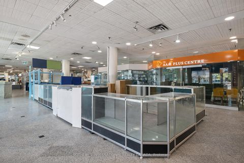 Photo 10 at 237 - 222 Spadina Avenue, Chinatown, Toronto