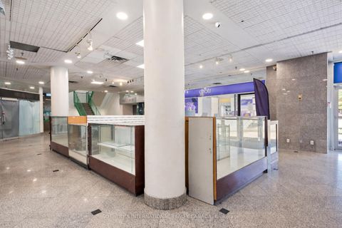 Photo 11 at 237 - 222 Spadina Avenue, Chinatown, Toronto