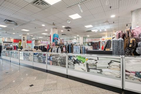 Photo 18 at 237 - 222 Spadina Avenue, Chinatown, Toronto