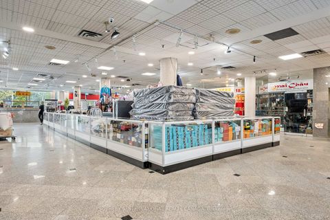 Photo 19 at 237 - 222 Spadina Avenue, Chinatown, Toronto