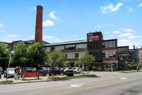 Photo 22 at 734 - 10 Laidlaw Street, South Parkdale, Toronto