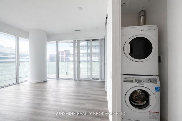 Photo 10 at 1609 - 42 Charles Street E, Yonge Corridor, Toronto