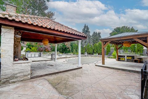 Photo 7 at 2334 Hammond Road, Sheridan, Mississauga