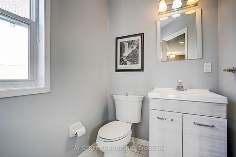 Photo 7 at 68 Woodroof Crescent, Bayview Wellington, Aurora