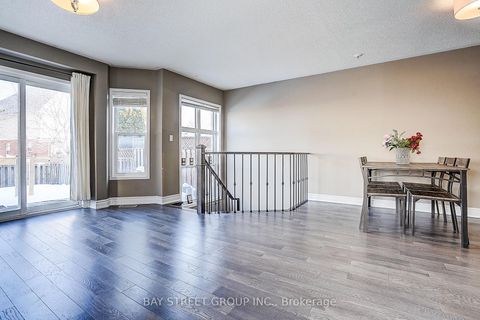 Photo 14 at 68 Woodroof Crescent, Bayview Wellington, Aurora