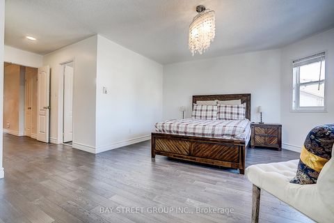 Photo 20 at 68 Woodroof Crescent, Bayview Wellington, Aurora