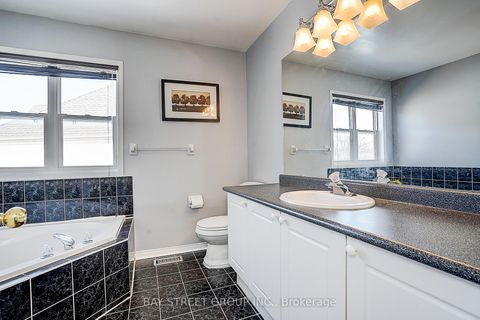 Photo 23 at 68 Woodroof Crescent, Bayview Wellington, Aurora