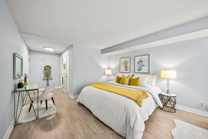 Photo 27 at 1211 - 28 Hollywood Avenue, Willowdale East, Toronto