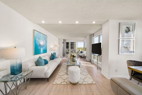 Photo 16 at 1211 - 28 Hollywood Avenue, Willowdale East, Toronto