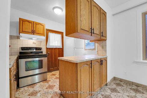 Photo 7 at 151 Ascot Avenue, Davenport, Toronto