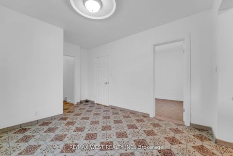 Photo 10 at 151 Ascot Avenue, Davenport, Toronto