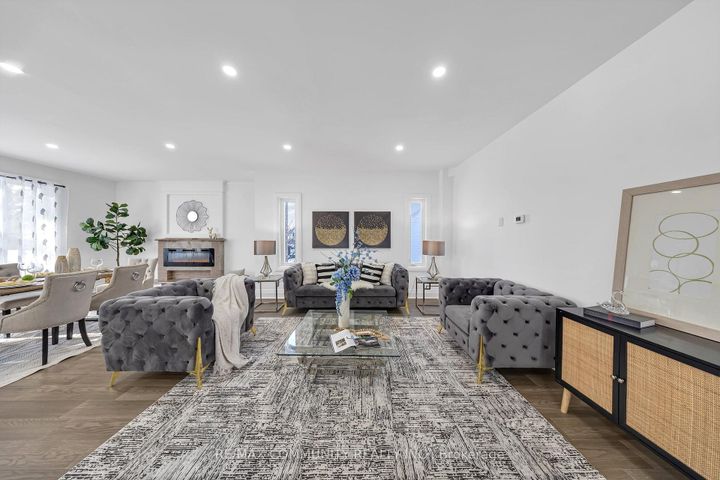 Photo 10 at 645 Fraser Avenue, McLaughlin, Oshawa