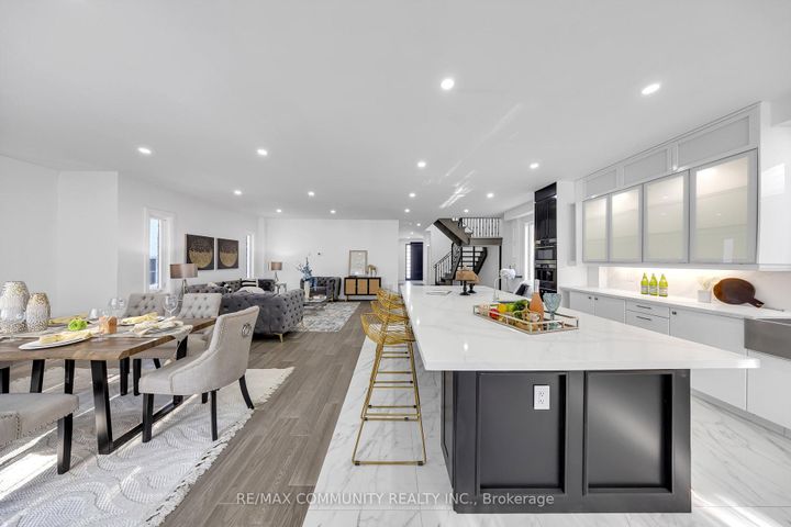 Photo 14 at 645 Fraser Avenue, McLaughlin, Oshawa