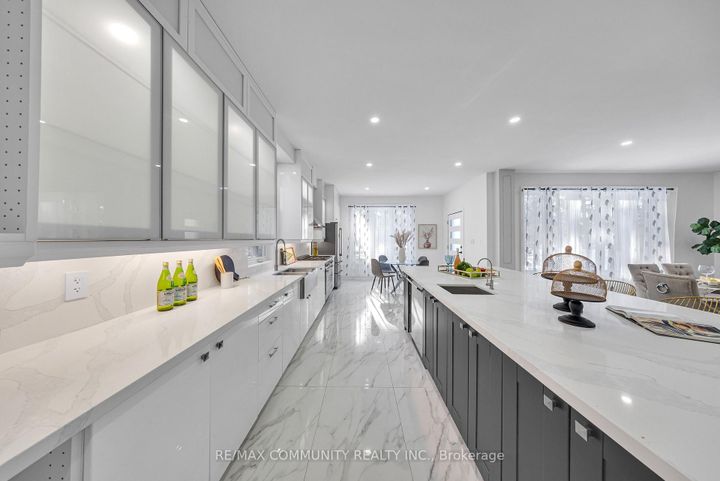 Photo 15 at 645 Fraser Avenue, McLaughlin, Oshawa