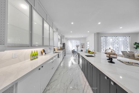 Photo 15 at 645 Fraser Avenue, McLaughlin, Oshawa