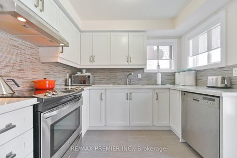 Photo 10 at 190 St Joan of Arc Avenue, Maple, Vaughan