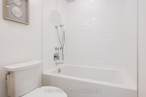 Photo 10 at 2214 - 25 Richmond Street E, Yonge Corridor, Toronto