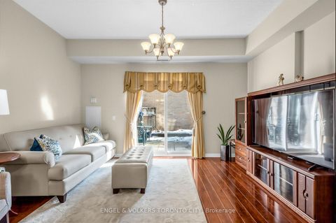 Photo 7 at 105 - 2506 Rutherford Road, Maple, Vaughan