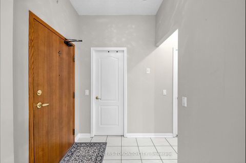 Photo 20 at 105 - 2506 Rutherford Road, Maple, Vaughan