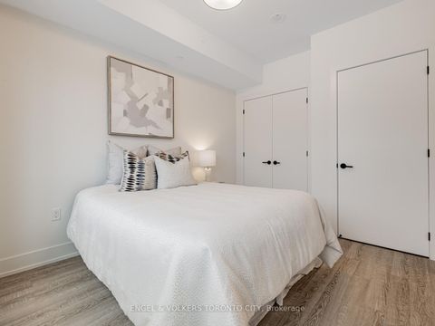 Photo 18 at 249 - 2075 King Road, King City, King