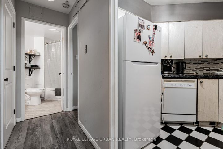 Photo 13 at 505 - 25 Maitland Street, Yonge Corridor, Toronto