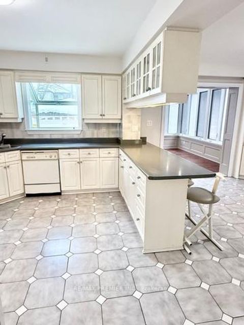 Photo 3 at 154a William Street, Weston, Toronto