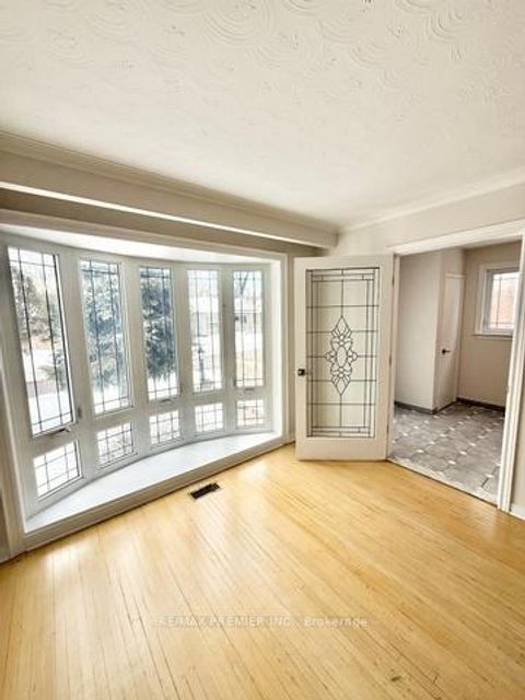 Photo 7 at 154a William Street, Weston, Toronto